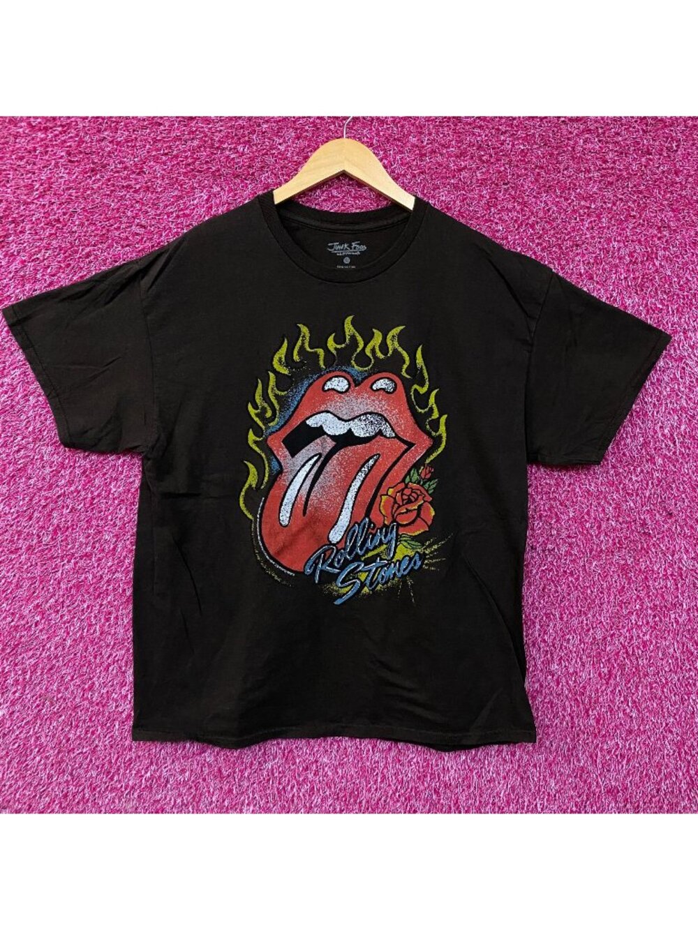 Junk Food Rolling Stones Flaming Hot Lips Rock Graphic T-Shirt Large